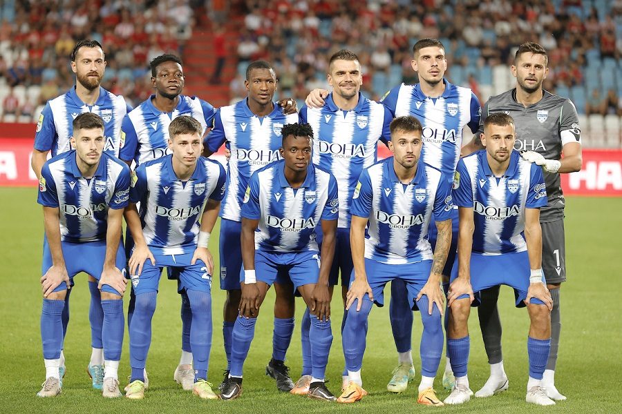 OLAKŠANJE U NOVOM PAZARU Fudbaleri trenirali, a na terenu i miljenik navijača (FOTO)