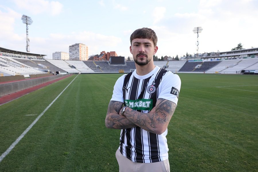 POVRATAK MEĐU CRNO-BELE Dete Partizana se vratilo u Humsku