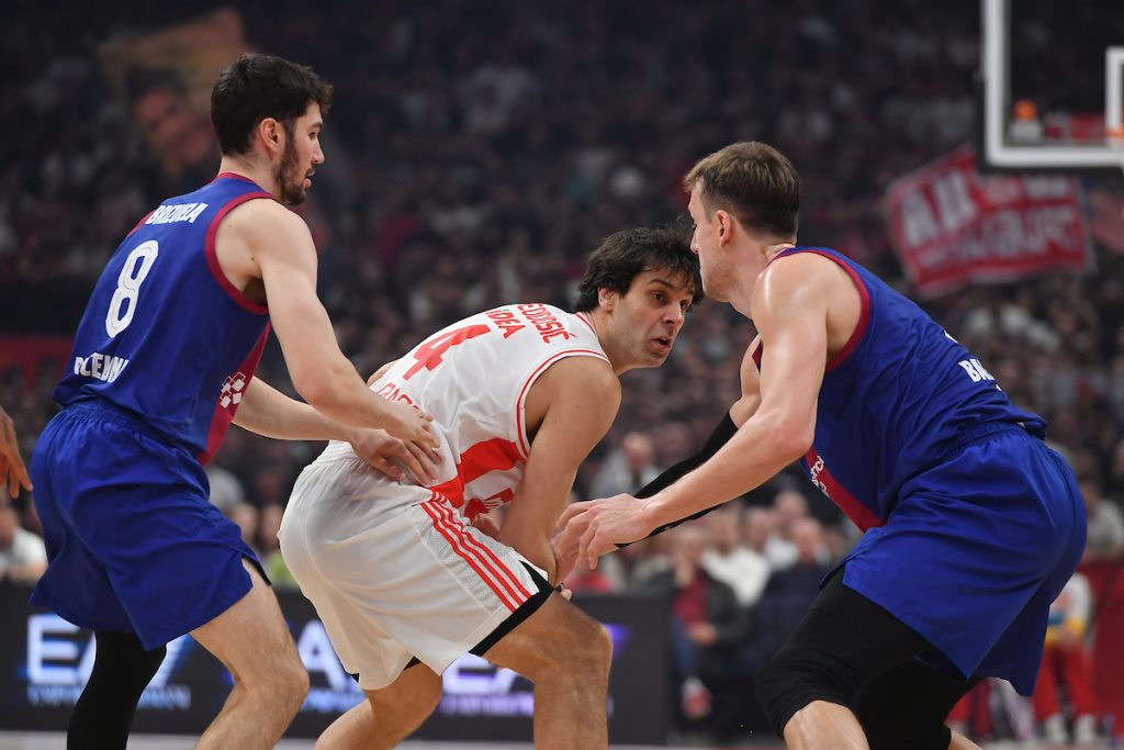 BARSA SLAVILA U PREPUNOJ ARENI Zvezda nemoćna protiv razigranih Katalonaca (VIDEO)