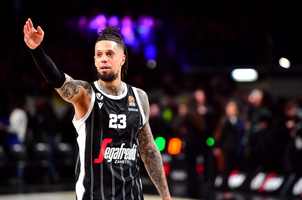 POBEDIO CRNO-BELE, PA SNAŽNIM REČIMA GOVORIO O NAŠOJ KOŠARCI Heket: Srbija je meka, a Zvezda i Partizan velikani