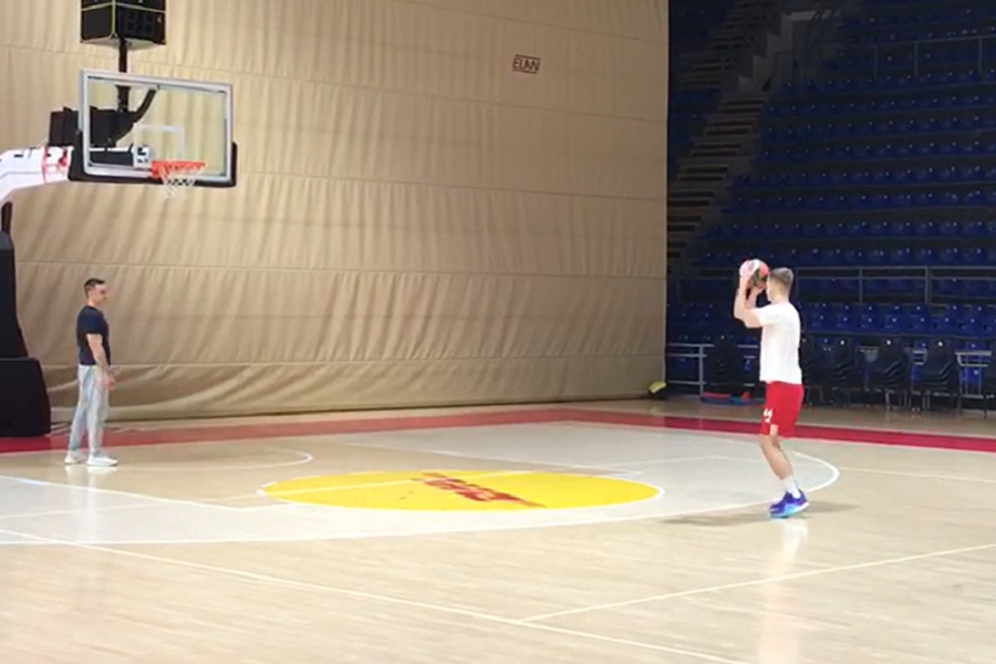 Topić opet trenira! I pogađa trojke (VIDEO)