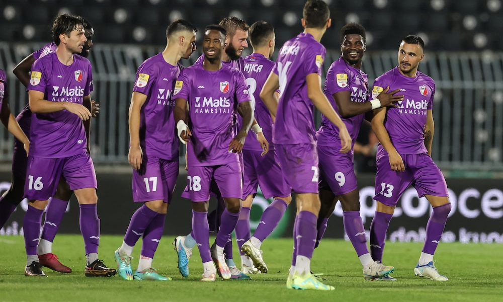 SAZNAJEMO Bura u superligašu! Trener nije vodio trening, da li je to znak da odlazi?