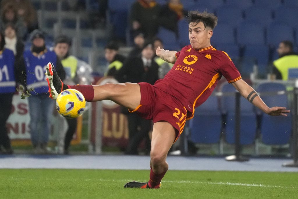 VANJA PRIMIO TRI, A SVILAR DVA GOLA Magično veče i het-trik Dibale za trijumf Rome nad Torinom (VIDEO)