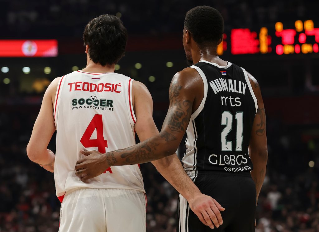 OBJAVLJENI SVI BUDŽETI EVROLIGAŠA Crno-beli troše više od crveno-belih! Evo na kom su mestu Partizan i Zvezda!