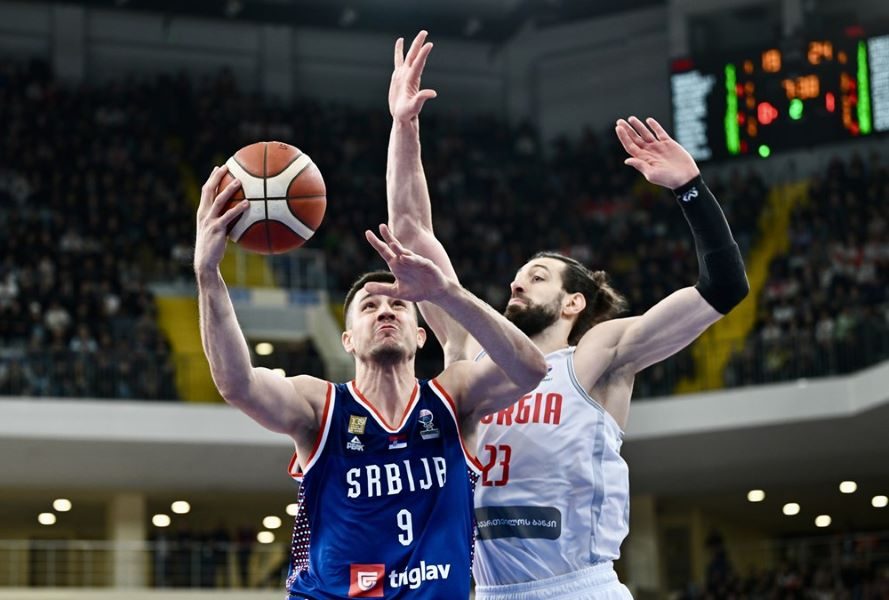 Marinković govorio o pobedi nad Gruzijom, pa pohvalio „grobare“