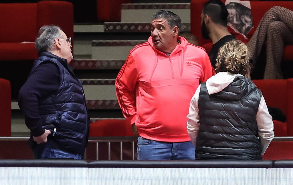 TVITER „RAT“ Zvezda odgovorila Ražnatoviću! Sve stalo u četiri reči