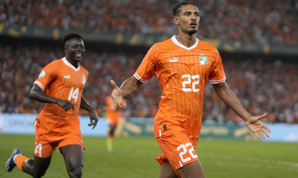 „SLONOVI“ SA DEVET ŽIVOTA Jedva prošli grupu, pa preokretom napravili čudo! Zvezdin fudbaler se u Beograd vraća kao šampion!