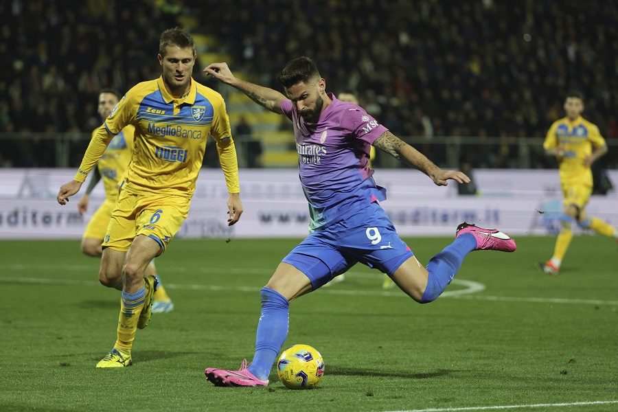 SERIJA A Jović heroj „rosonera“! Milan posle preokreta slavio protiv Frozinonea