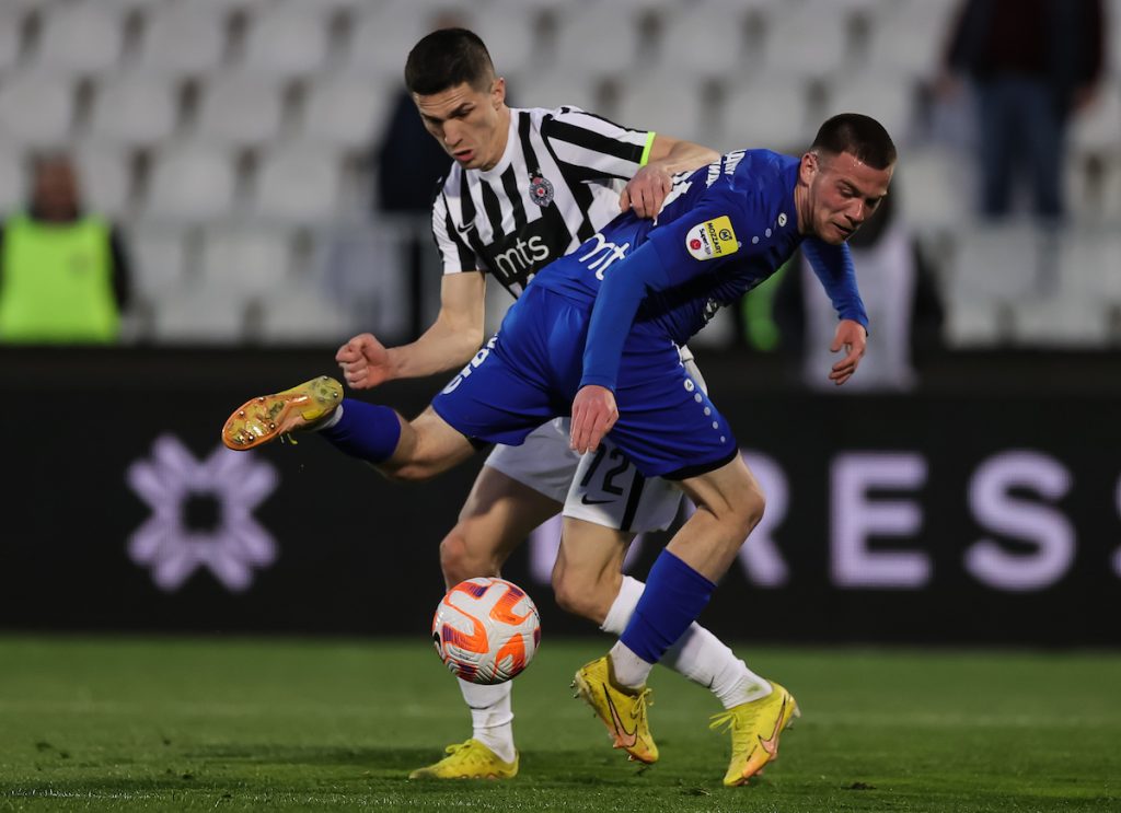 POTVRĐENO PISANJE MAXBET SPORTA Desni bek će do leta da igra u Češkoj (FOTO)