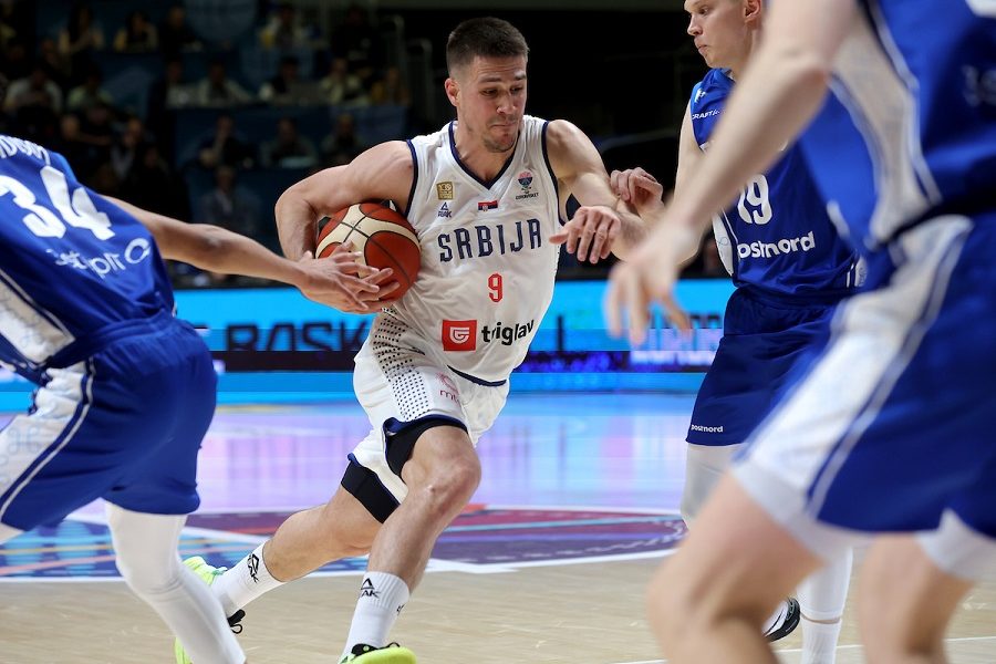 POLUVREME Finska muči Srbiju, ali su „orlovi“ ti koju su odneli prednost u svlačionicu