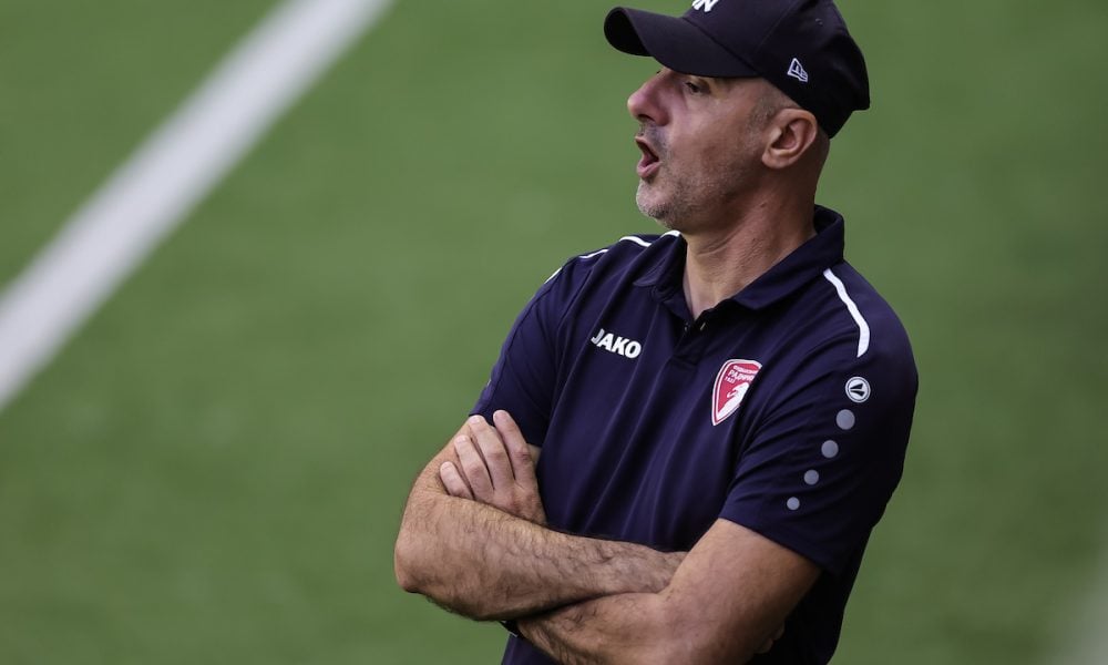 TRENER MLADOSTI GRMI ZBOG PENALA Meni je igrač rekao… Ne znam kako će dalje ovo da funkcioniše (VIDEO)