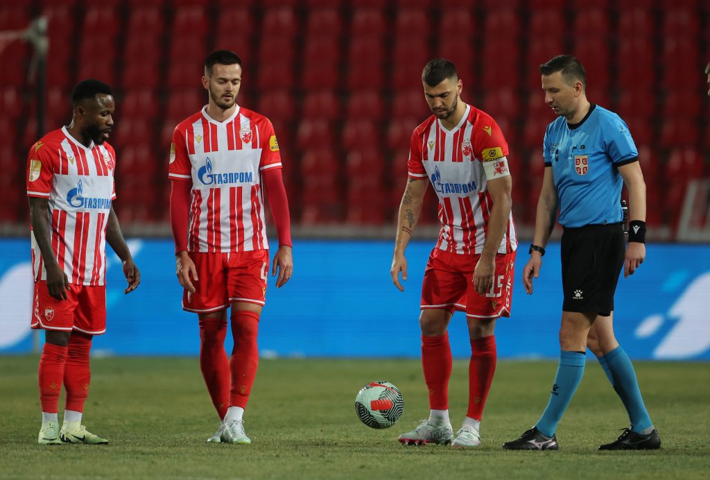 IMA LI RADNIČKI ČEMU DA SE NADA NA „MARAKANI“? Kad on sudi, Zvezda ne gubi ni bod!