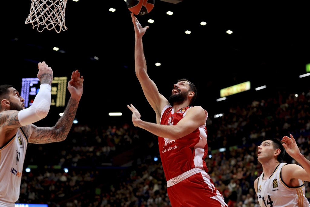 Čudni problemi muče Mirotića! Oglasio se Mesina uoči meča sa Partizanom