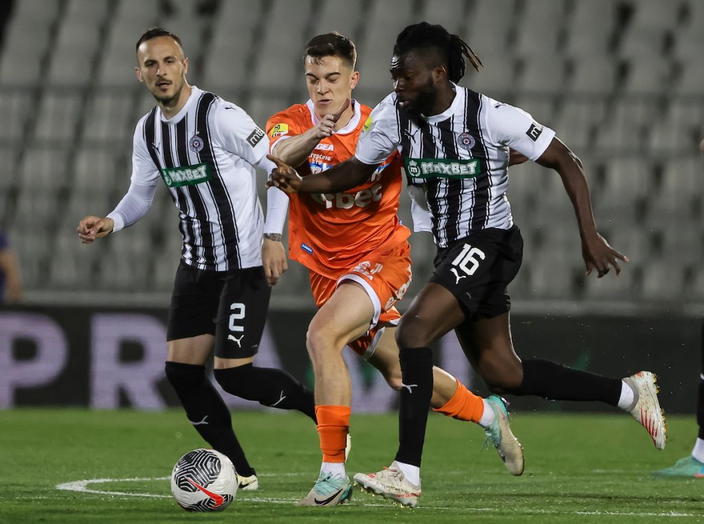 FOTO-UBOD IZ HUMSKE Kakav zagrljaj komšija iz Donjecka (FOTO)