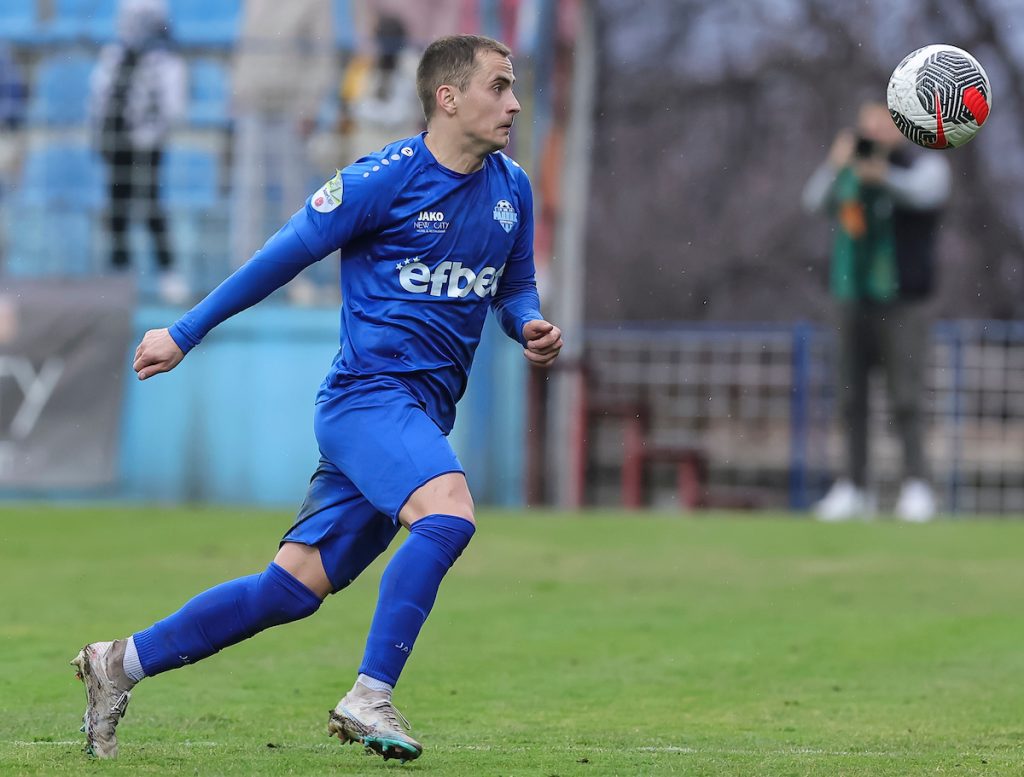 VELIKO IZNENAĐENJE NA „ČAIRU“ Radnički pretrpeo katastrofu! Surduličani upisali drugi trijumf u sezoni