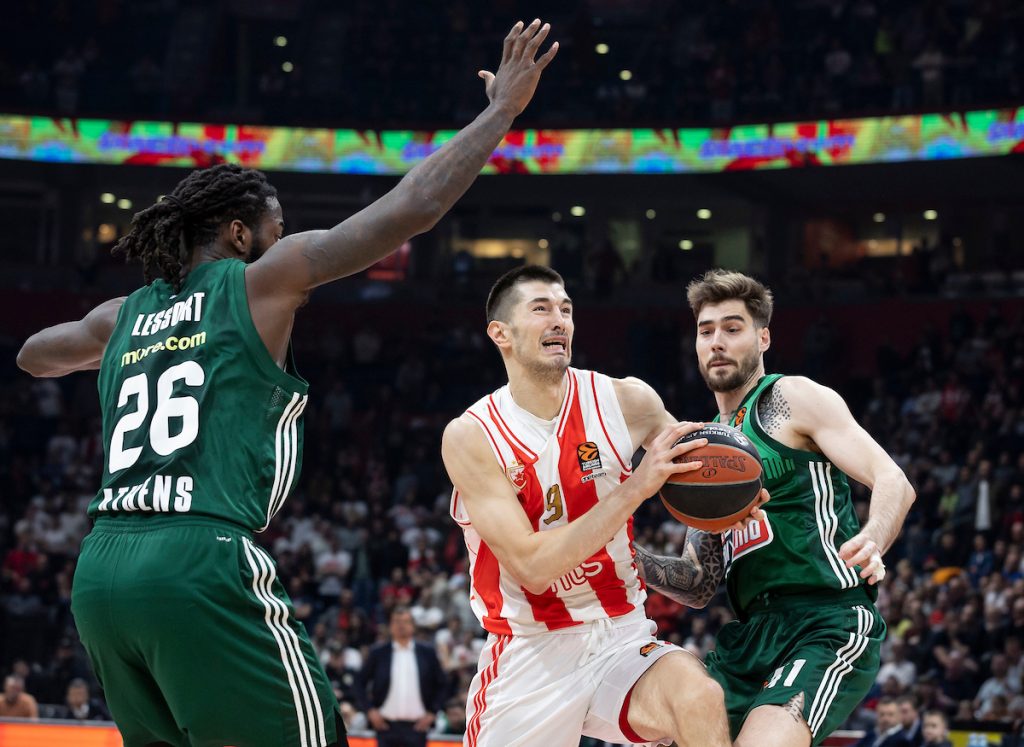 VRELA „DOBRODOŠLICA“ Evo kako su „delije“ dočekale Atamana (VIDEO)