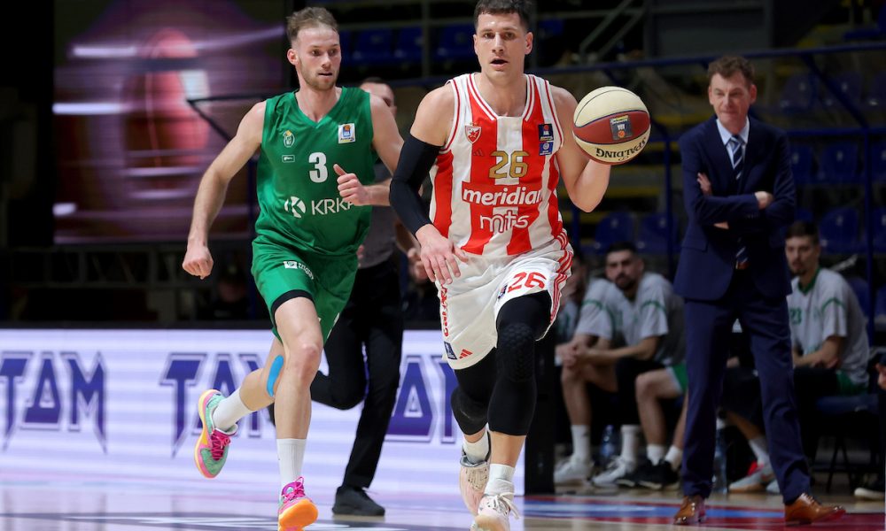 CRVENO-BELI NA PLUS 53 Zvezda rutinski sa Slovencima, Tobi udarao reklame