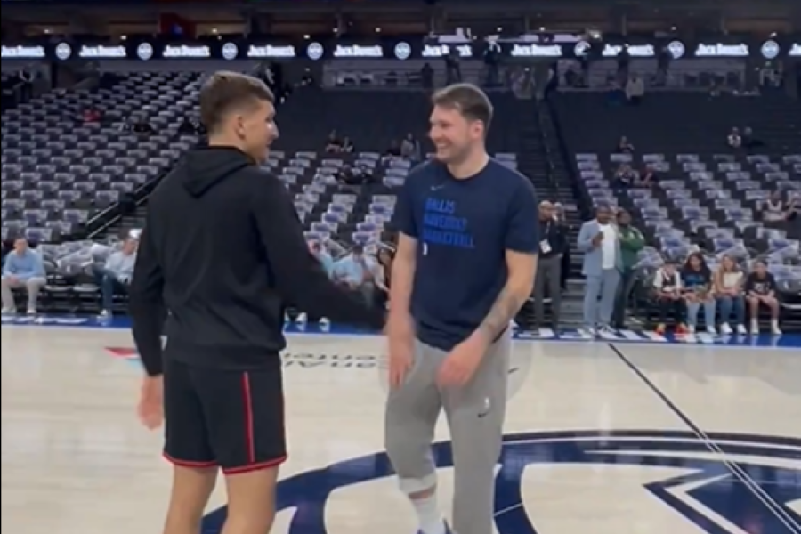 LUDAČKO ZAGREVANJE Bogdan i Dončić pocepali mrežice sa pola terena (VIDEO)