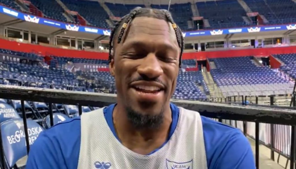 NIJE IH ZABORAVIO Enis došao u Beograd i poslao poruku navijačima Zvezde (VIDEO)