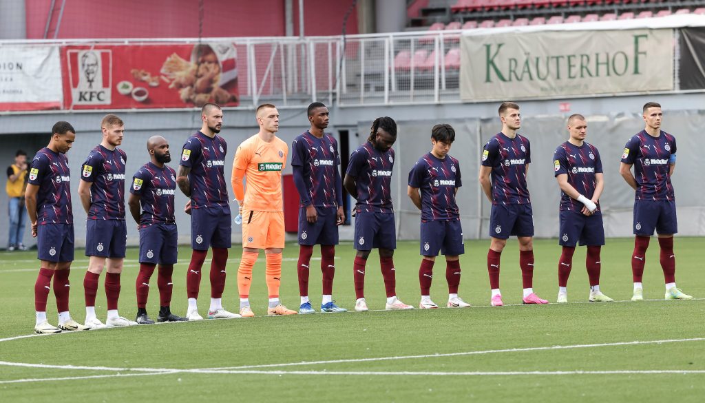 ODOMAĆIO SE Sendviči i čips… Fudbaler Partizana na pikniku u Baćevcu (FOTO)