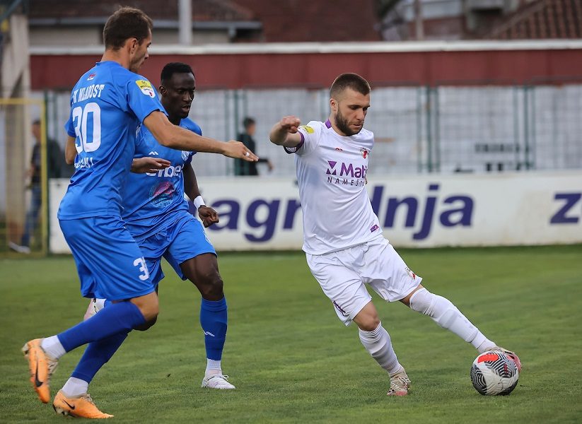 SUPERLIGA Javor se pobedom još više udaljio od zone ispadanja