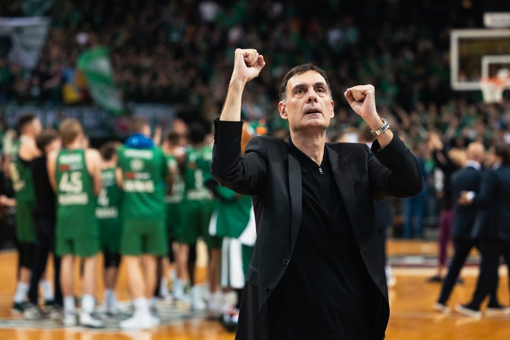 Olimpijakos se pojačava… Stižu dva beka!