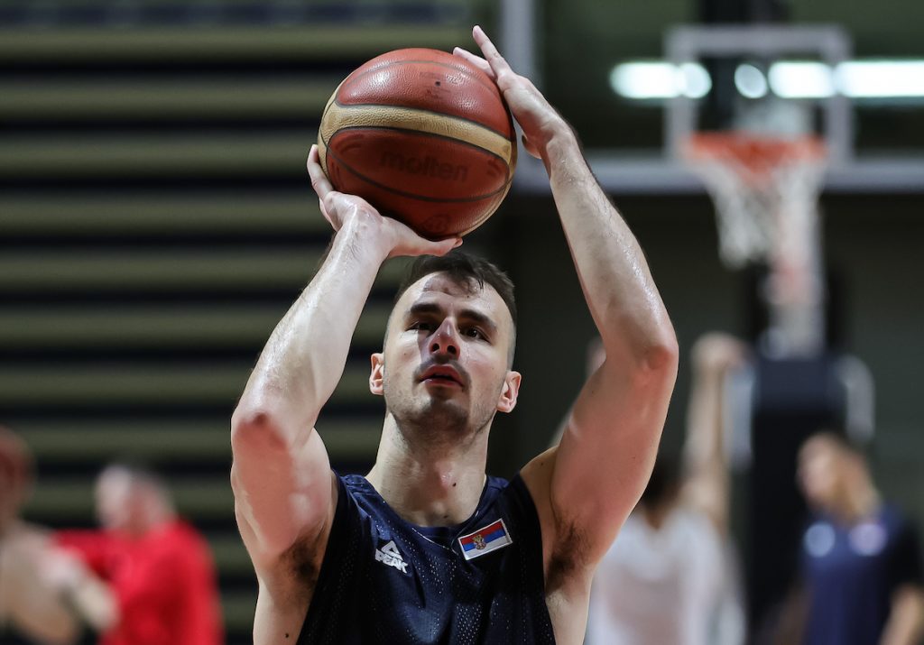 Dangubić i Peristeri bez pobede u Beogradu na F4 Lige šampiona: Ovo je veliko iskustvo za nas, a LED parket je super (VIDEO)