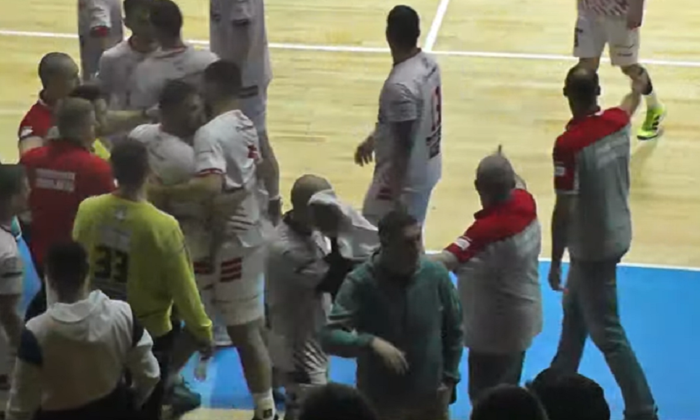 SAOPŠTENJE RK CRVENA ZVEZDA: Napustili smo teren zbog pristrasnog suđenja i da bismo zaštitili zdravlje naših igrača!