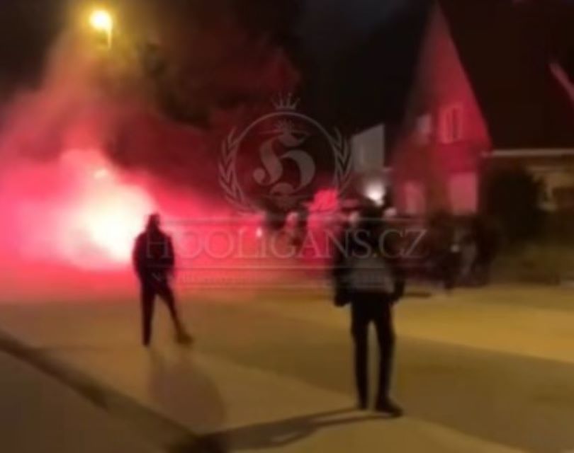 LETELE BAKLJE I DIMNE BOMBE Sukob navijača crno-belih i policije u Belgiji (VIDEO)