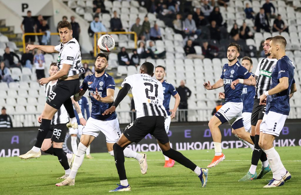 PARTIZAN U KANALU TSC ponovo pokorio Humsku, zakuvalo se u bici za drugo mesto koje vodi u kvalifikacije za Ligu šampiona! (FOTO/VIDEO)