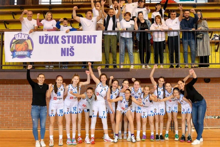 STUDENT ŠESTI U SRBIJI Pionirke niškog tima odigrale turnir u Ivanjici