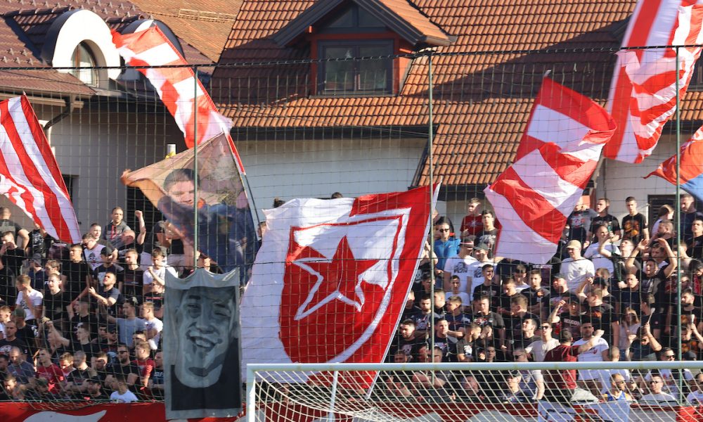 IZBEGNUTA NESREĆA Tribina u Ivanjici se ljuljala pod „delijama“… Bukvalno! (VIDEO)