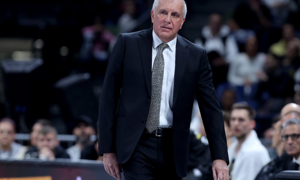 ŽELJKO SE BAŠ IZNERVIRAO: Pale psovke na tajm-autu Partizana (VIDEO)