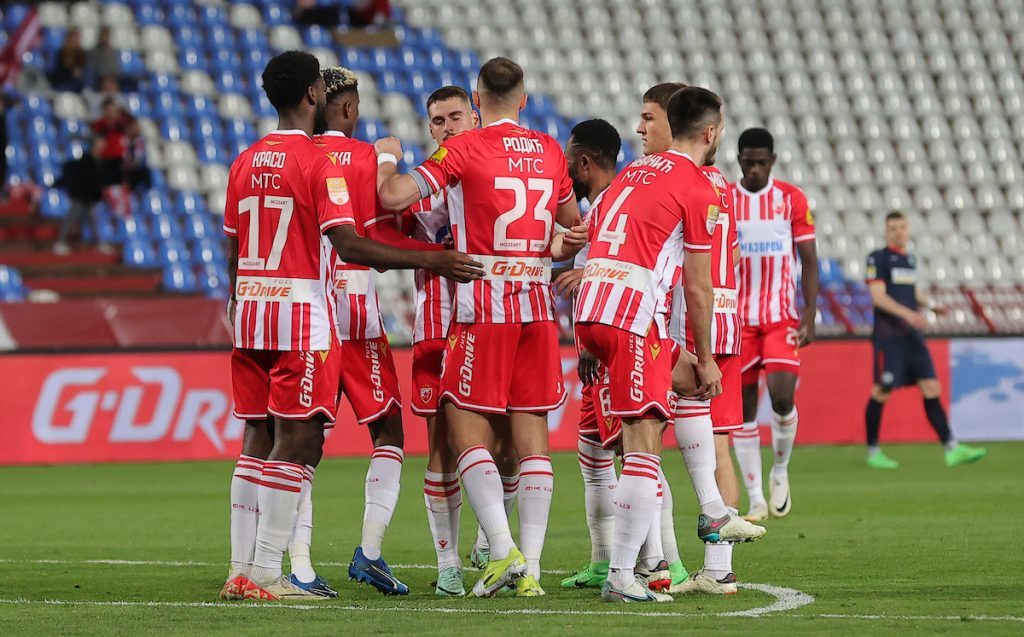 ZAUVEK ĆE DA OSTANE ENIGMA Bivši napadač Zvezde predstavljen u novom klubu (FOTO/VIDEO)