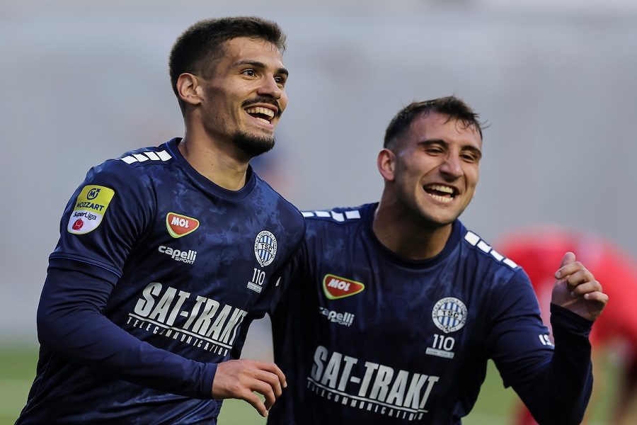 U Topoli trljaju ruke… Sjajni napadač rešeta, klubovi stali u red!