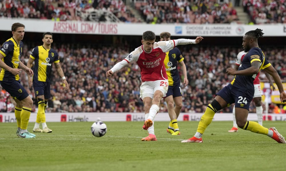 PREMIJER LIGA Arsenal ostao u trci za titulu, „trešnjce“ preslabe za „tobdžije“ (VIDEO)