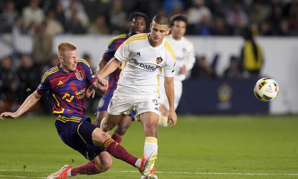 Joveljić dao dva gola u pobedi Galaksija, a onda ugostio kapitena reprezentacije Srbije (FOTO)