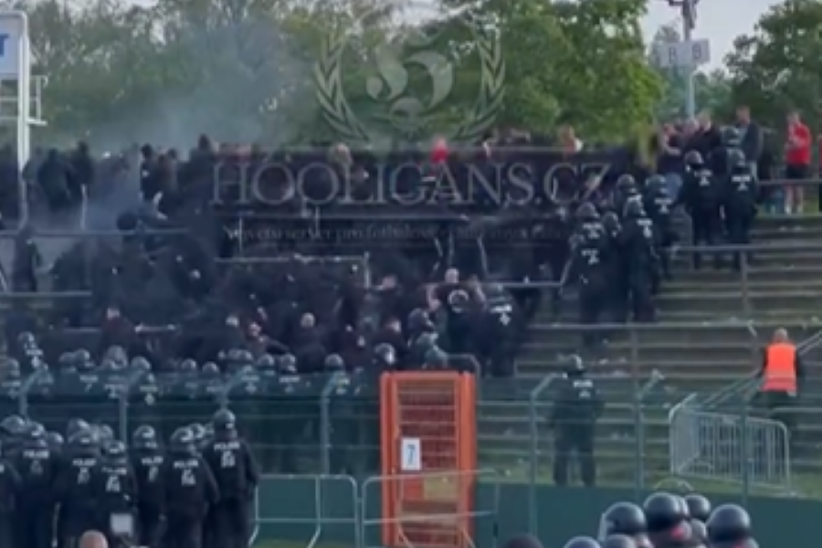 HOROR U BERLINU Na meču četvrte lige povređeno više od 150 policajaca, uhapšena 74 huligana (VIDEO)