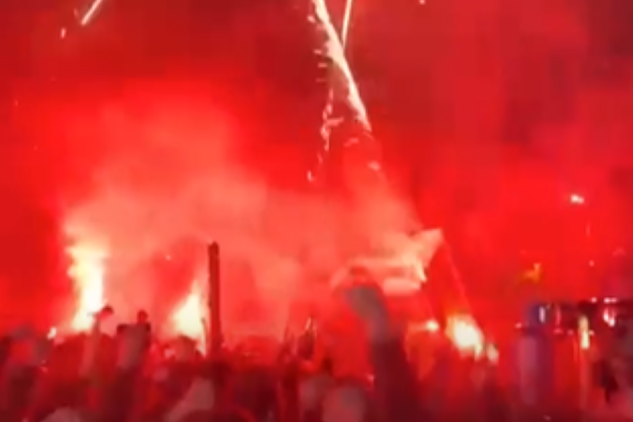 LUDNICA ISPRED MAKSIMIRA Vatromet, bakljada i rat Makedonca sa navijačima Rijeke (FOTO)