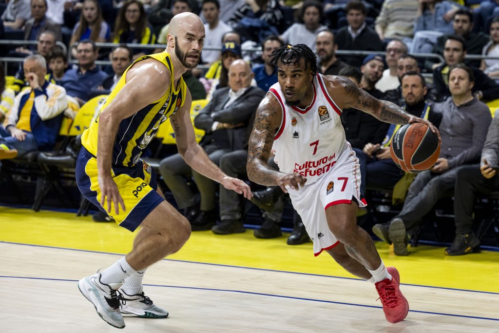 Turci „kradu“ pleja Partizanu