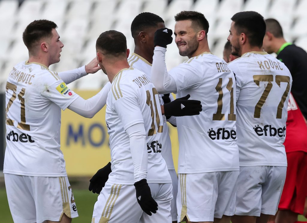 PROMENE NA BANOVOM BRDU Četiri igrača napustila Čukarički!