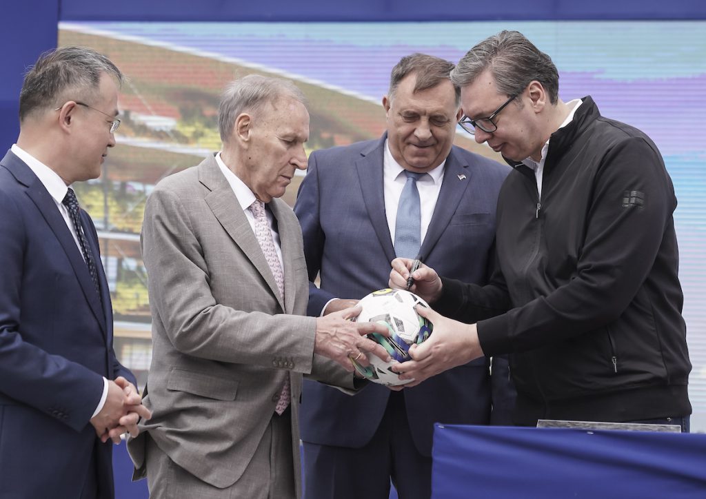 Postavljen kamen temeljac za nacionalni stadion! Vučić: Mislio sam da se zove… (FOTO)