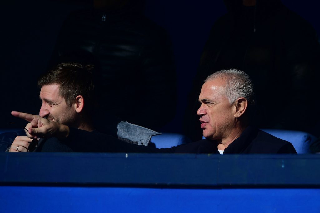 SADA ILI NIKADA Vreme je da uprava Zvezde iz svih „oružja“ pokuša da napadne brzonogog napadača (FOTO+VIDEO)