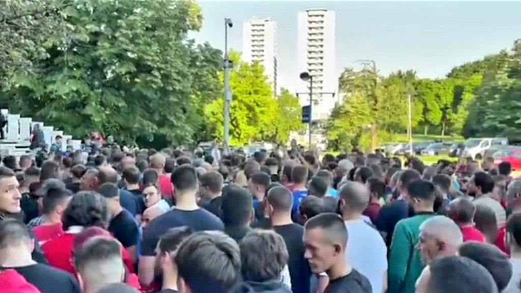 „GOREĆE“ PIONIR! Ogromna gužva pred dvoranom sat i po pred početak derbija (VIDEO)