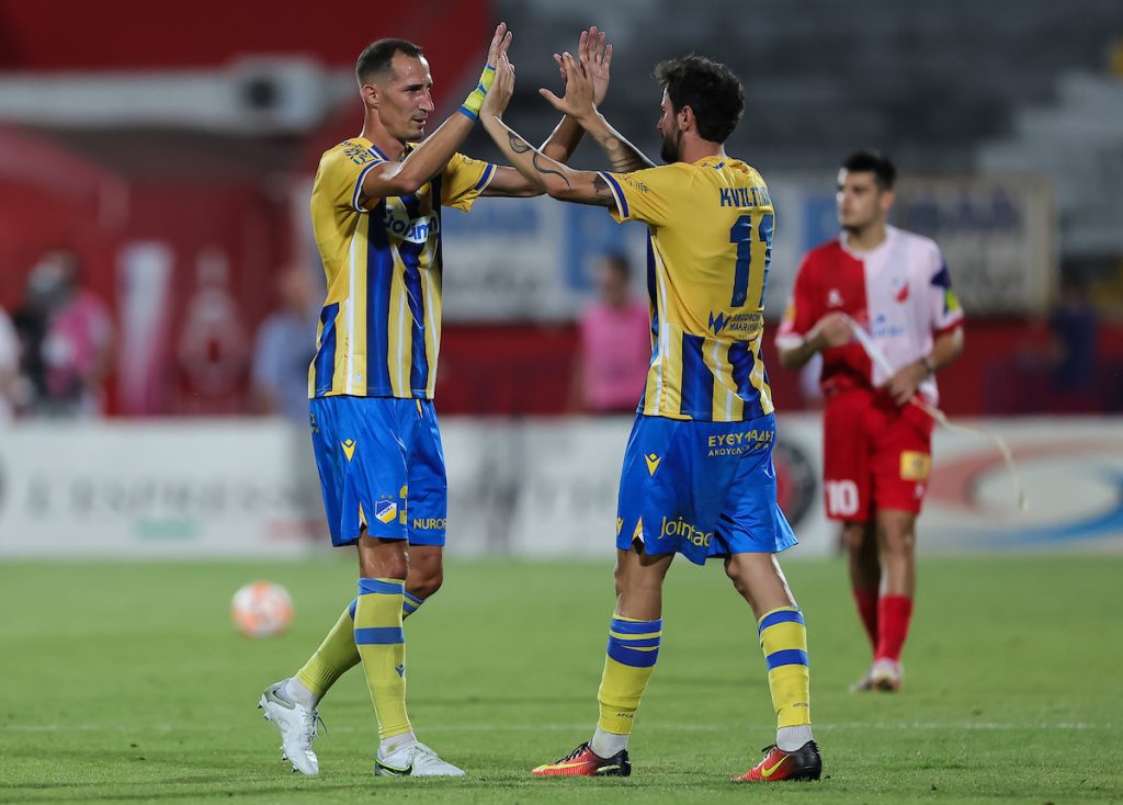 Srpski fudbalski as završio karijeru (FOTO)