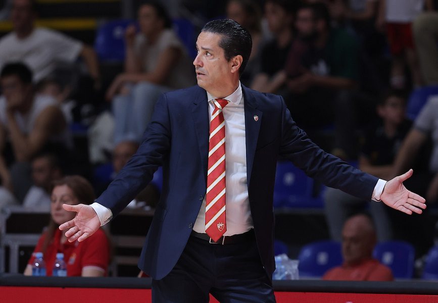 Janise, kako ne vidiš…