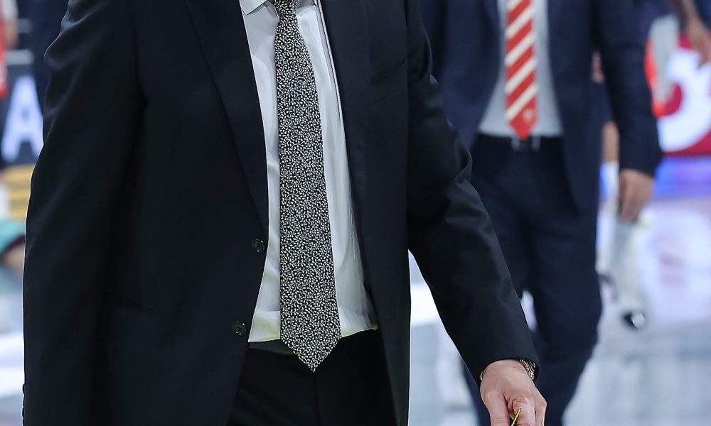 BIVŠI KOŠARKAŠ ZVEZDE O OBRADOVIĆU Stajem u njegovu odbranu, ali u porazima mora da bude veći…