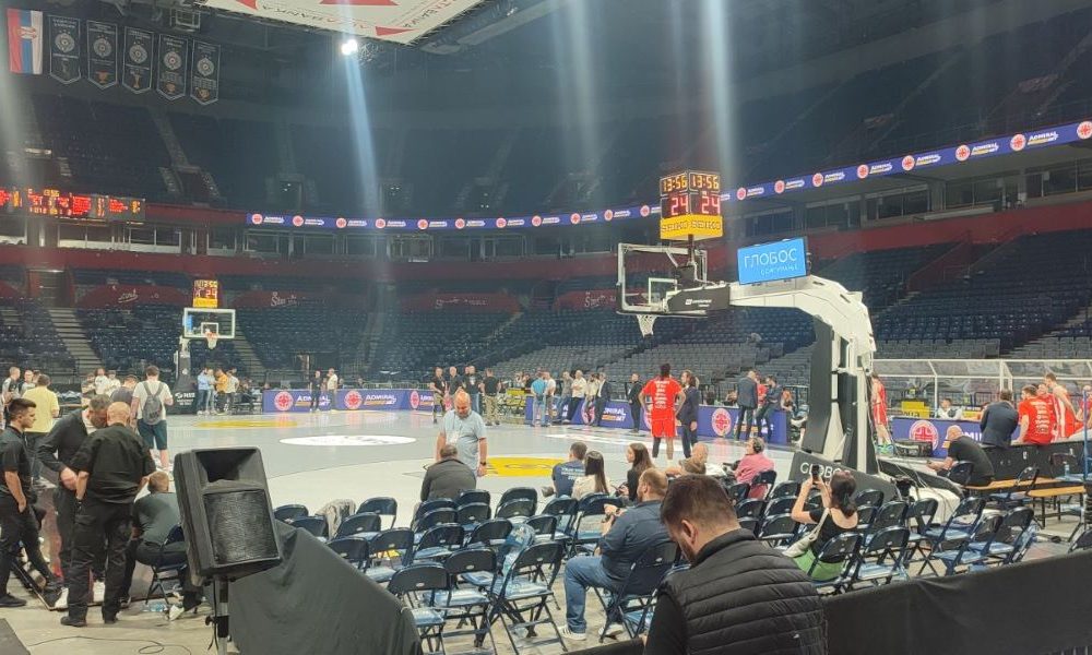 PREOKET? Zvezdini košarkaši i sudije se vratili na parket (VIDEO)