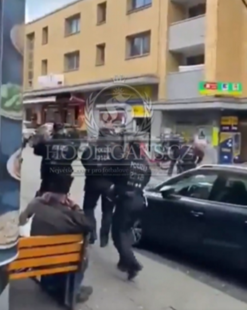 HOROR NA ULICAMA HAMBURGA Manijak sa zlatnom sekirom planirao masakr pre meča između Holandije i Poljske! U torbi je imao i… (UZNEMIRUJUĆI VIDEO)