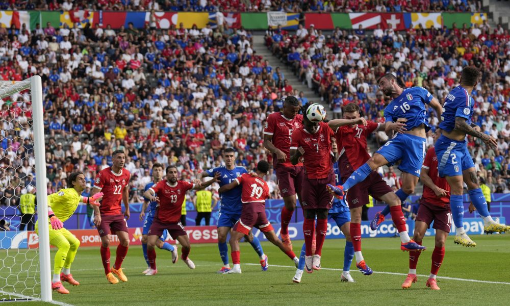 OČAJNA ITALIJA PAKUJE KOFERE, A EVROPA DOBIJA NOVOG ŠAMPIONA! Azuri, ne može baš uvek na foru… Švajcarska je i iskusnija i bolja ekipa, zasluženo ide dalje (FOTO/VIDEO)